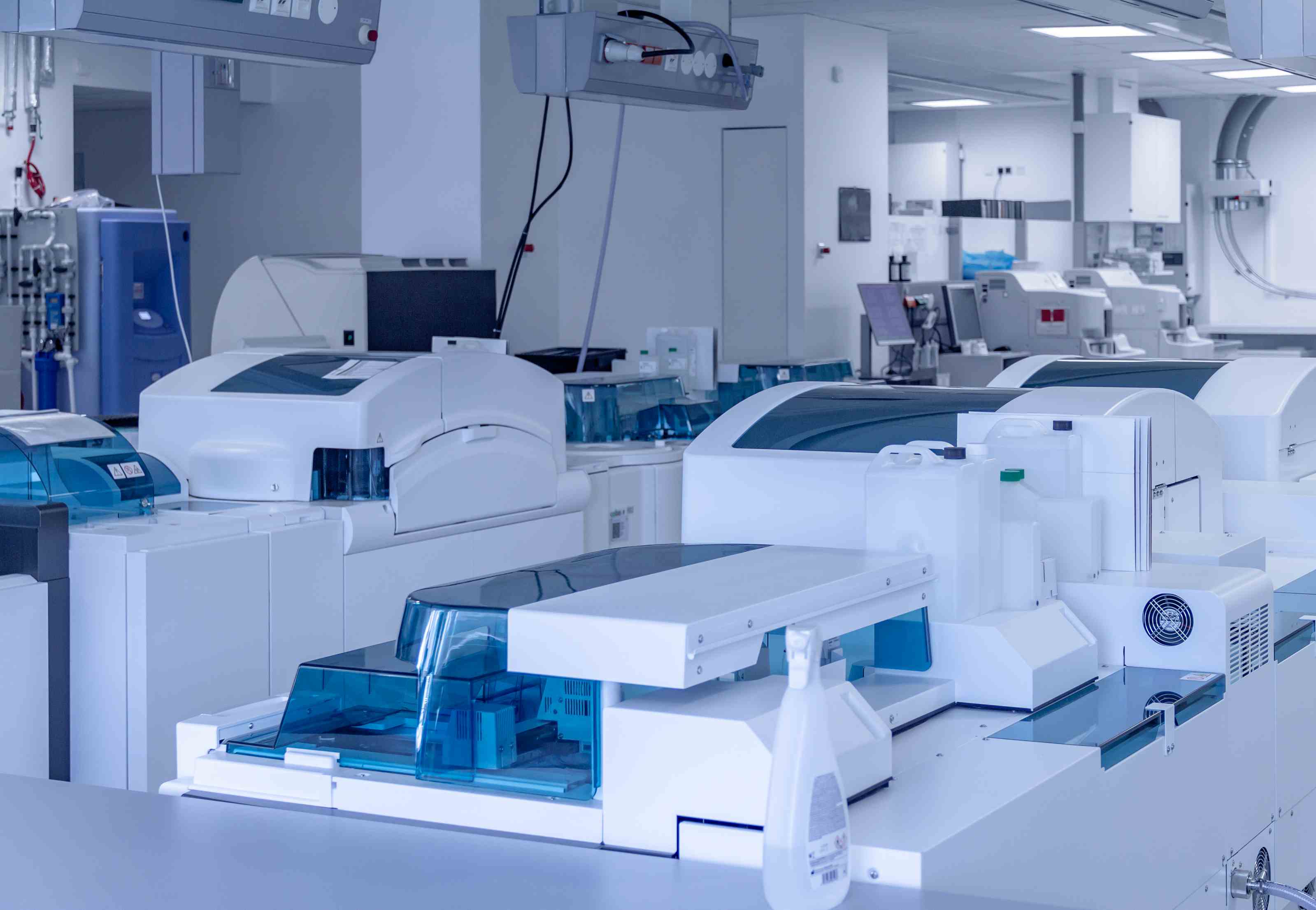 Sản xuất thiết bị y tế