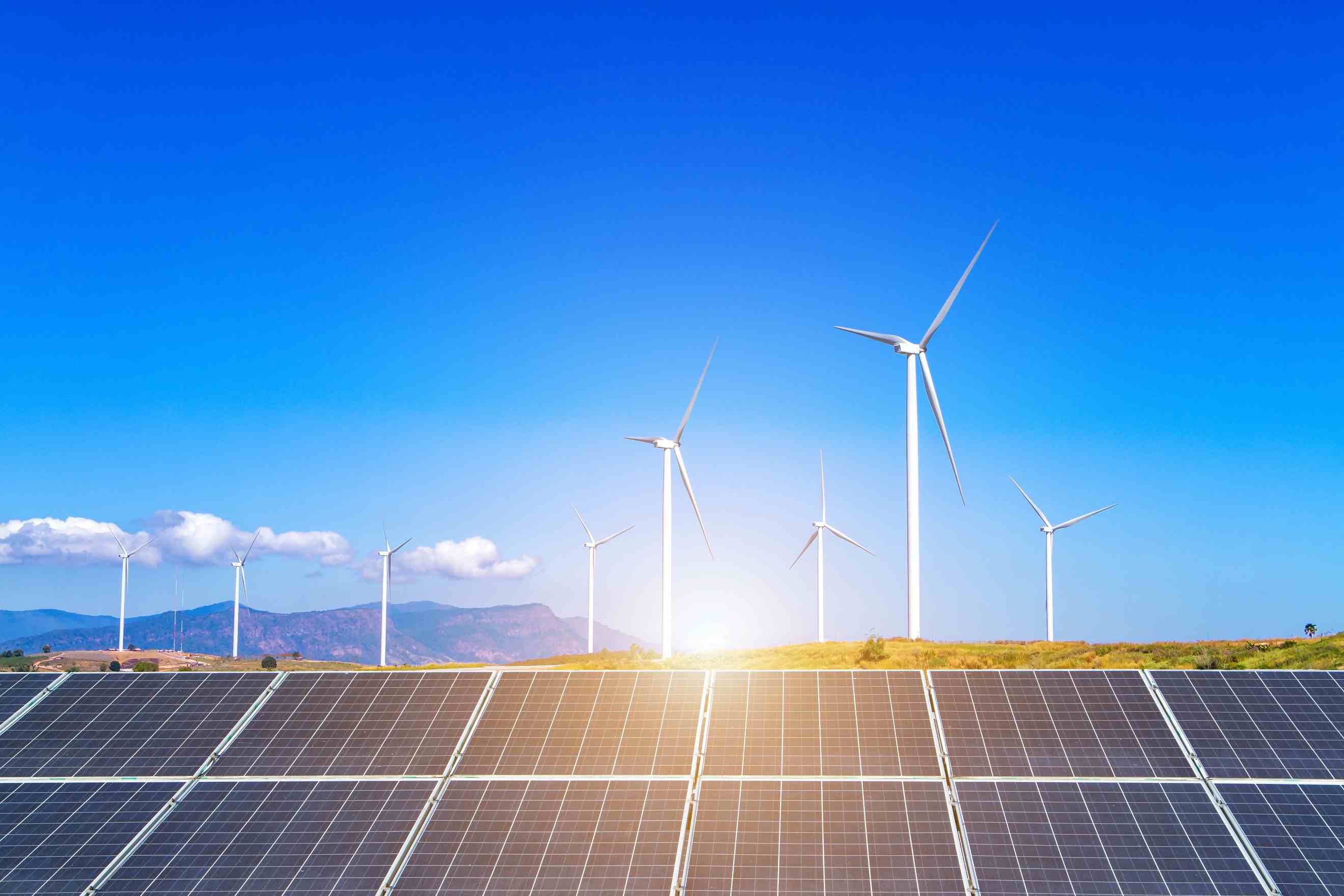 Năng lượng tái tạo và năng lượng mặt trời